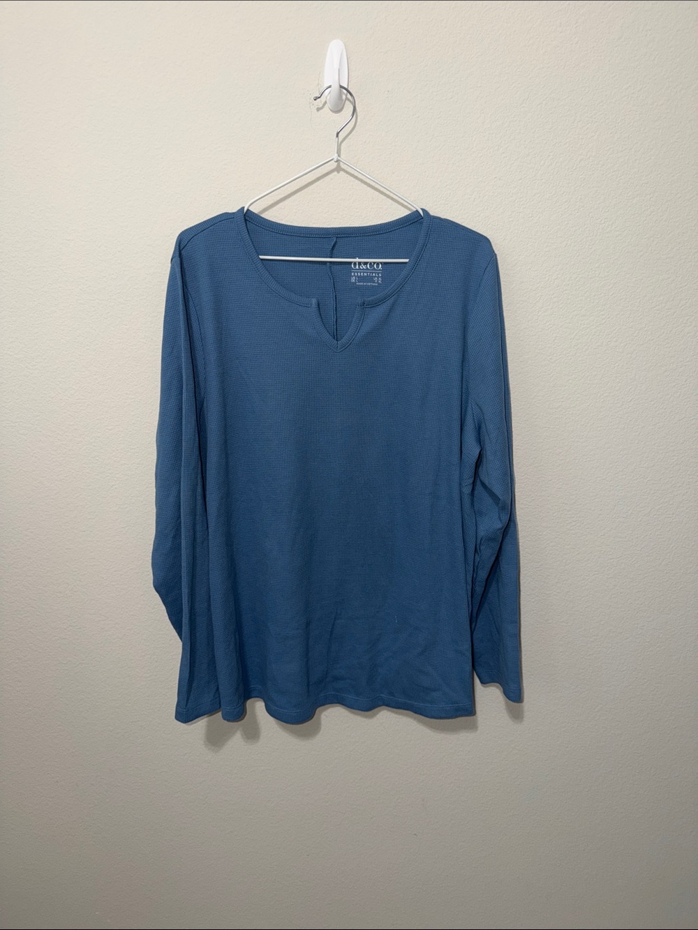 Denim&Co Blue Long-Sleeve Notch Neck Tee